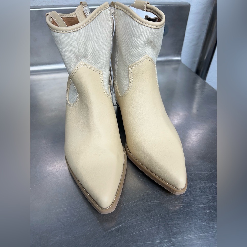 NWT UNIVERSAL THREAD Womens Kay Western Boots - Picture 3 of 10